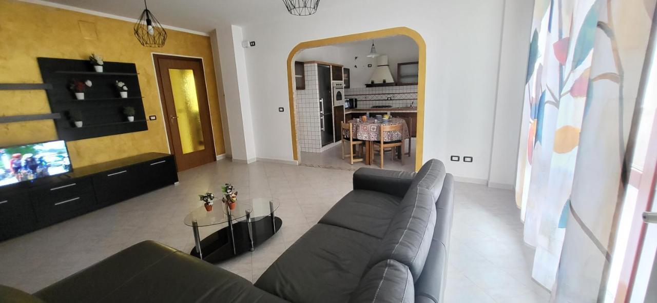 Ferienwohnung Bradisc'House Porto Torres Exterior foto